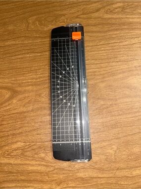 Black and Orange Paper Trimmer - Brand Unspecified